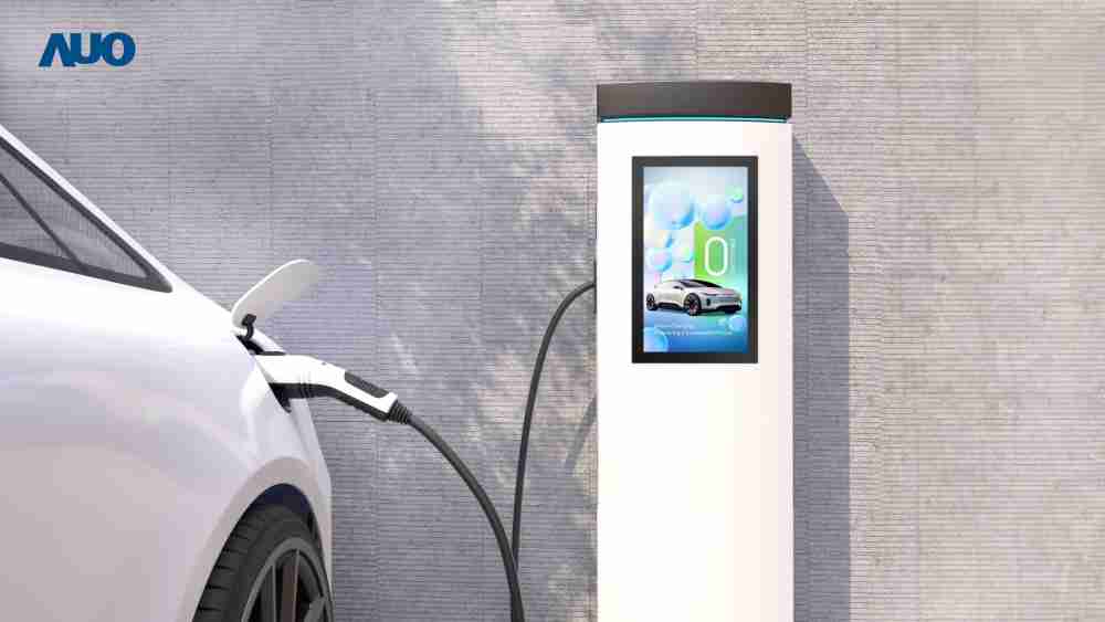 友達〝EVSE車用充電樁解決方案〞專為電動汽車充電樁設計，，，具有高亮度、、、克服戶外艱難環境的耐溫、、、耐紫外線等特性，，，，並搭載散熱性及擴充性強的高效能工業電腦，，，，可實現人機互動訴求，，如資訊顯示、、、、支付等應用